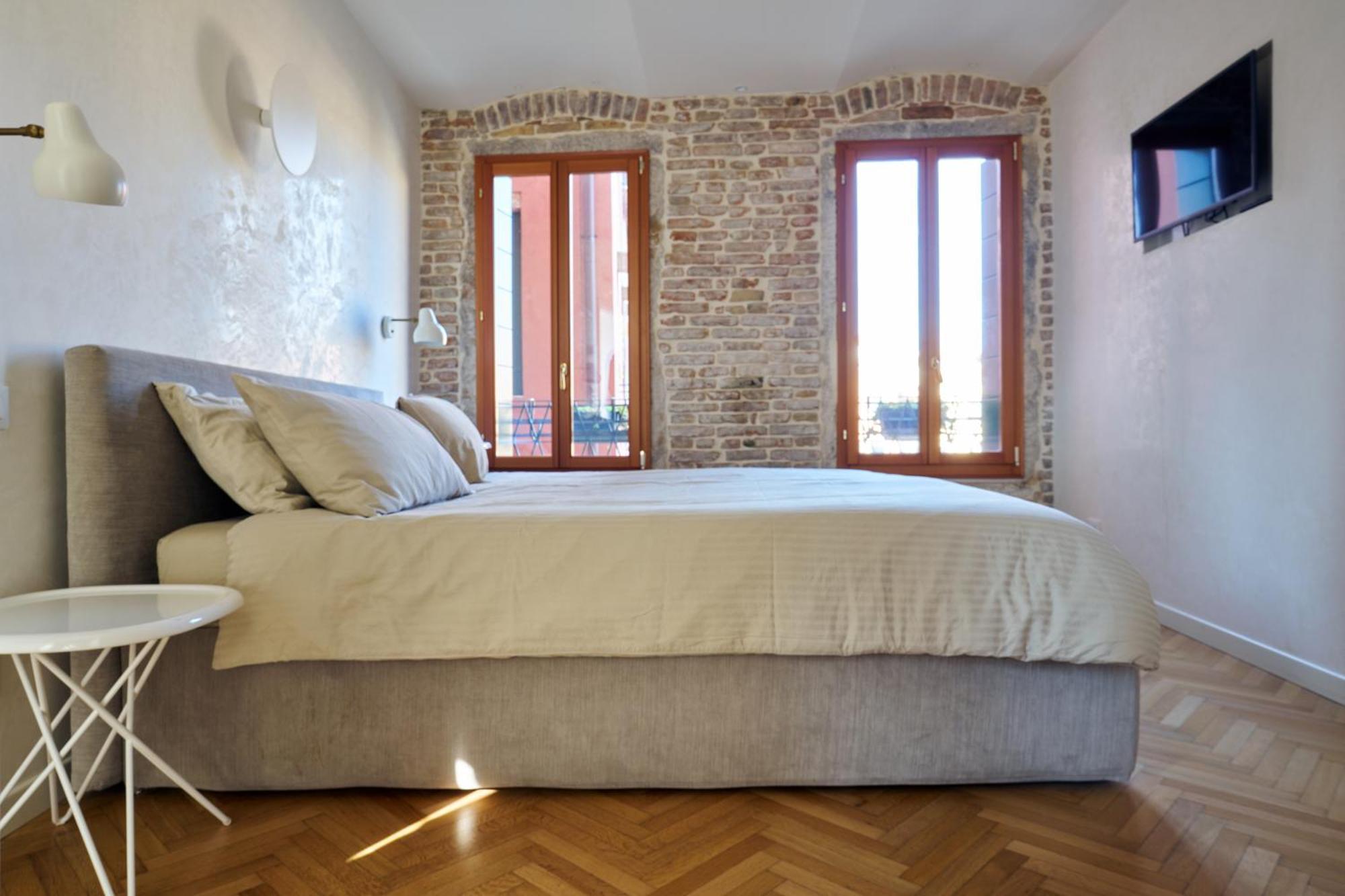 La Grancevola Is A Gorgeous With Balcony Venise